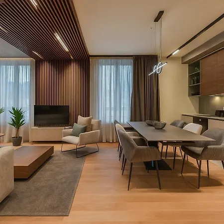 Queen's Park Aparthotel Belgrade